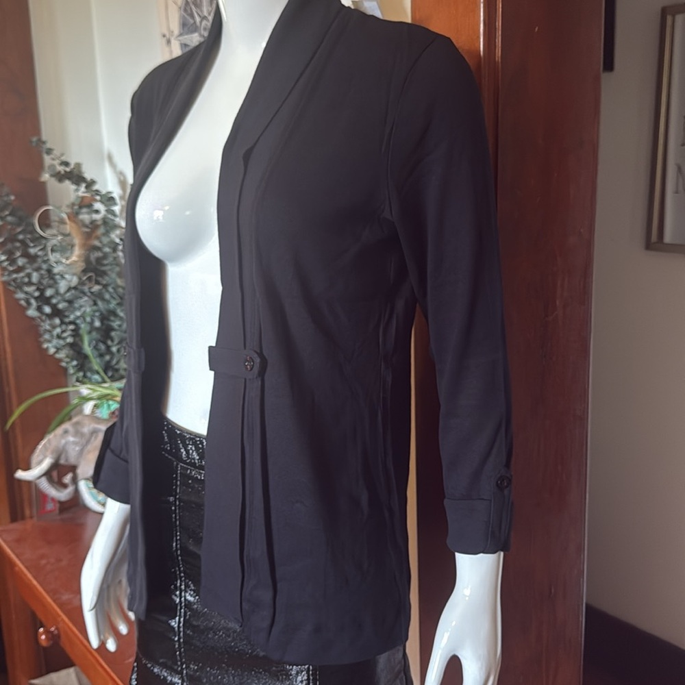 NWT northern reflections size small Black Women's open faced cardigan